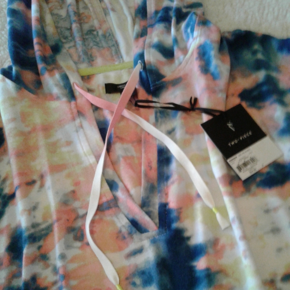 🌺 NWT Simply Vera Wang Pajama Set - Picture 3 of 11